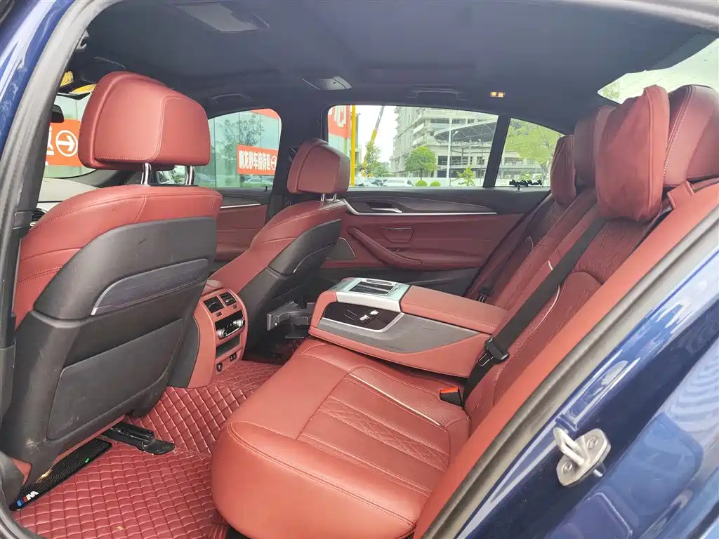 BMW 5 Series 2022