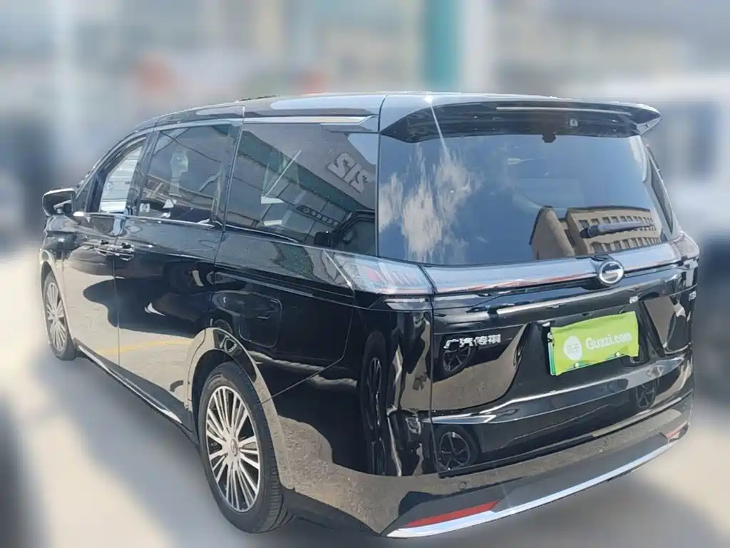 GAC Motor E8 PHEV 2024 — фото 9
