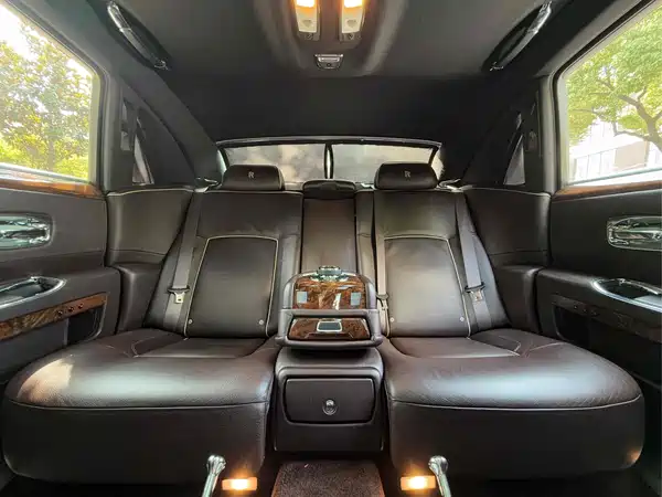 Rolls-Royce Ghost 2015