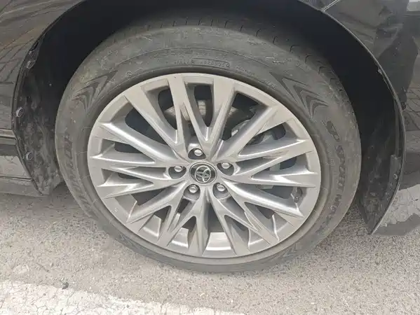 Toyota Avalon 2025