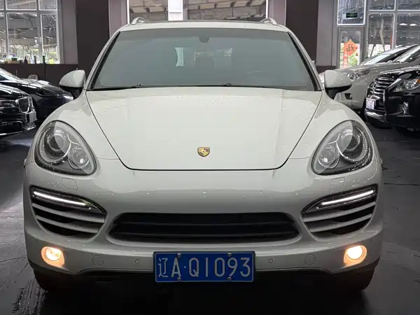 Porsche Cayenne 2012