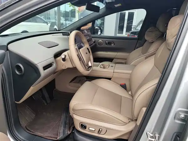 Li Auto i6 2026