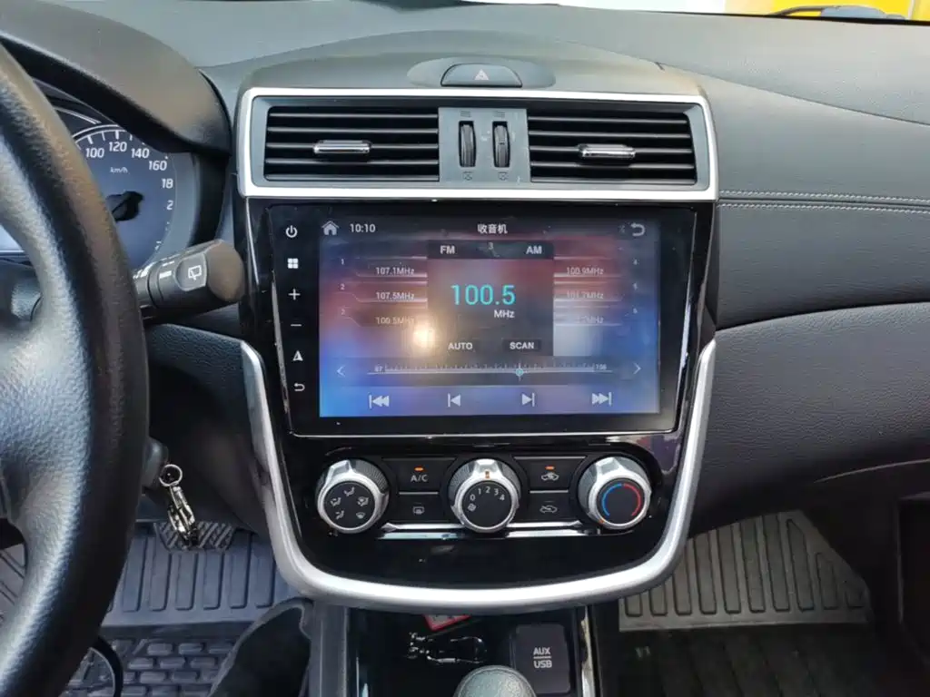 Nissan Tiida 2019 — фото 13