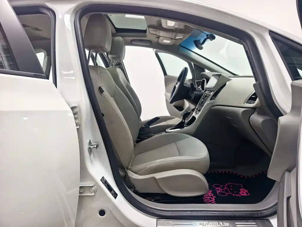 Buick Excelle GT 2012 — фото 14