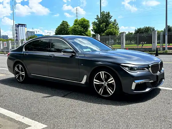 BMW 7 Series 2019