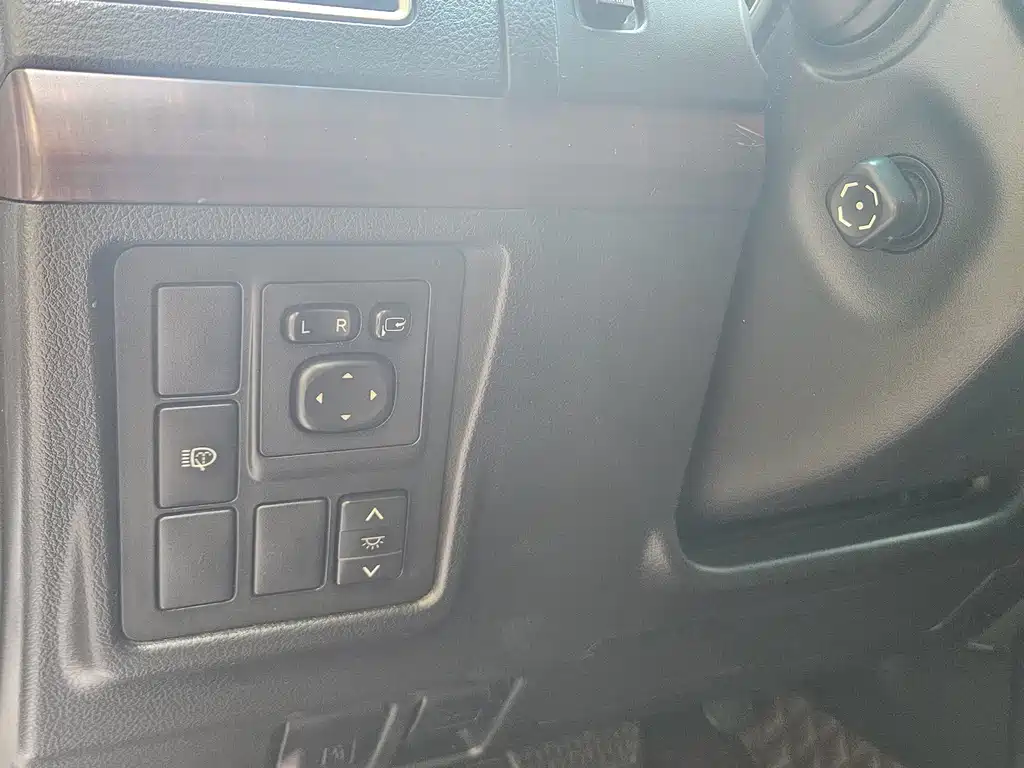 Toyota Prado 2014 — фото 11