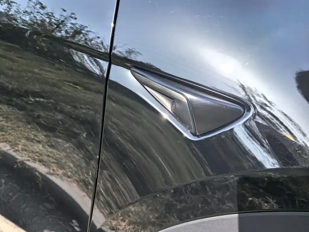 Tesla Model Y 2022 — фото 19