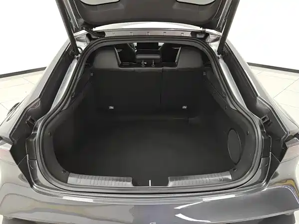 Changan UNI-V 2025