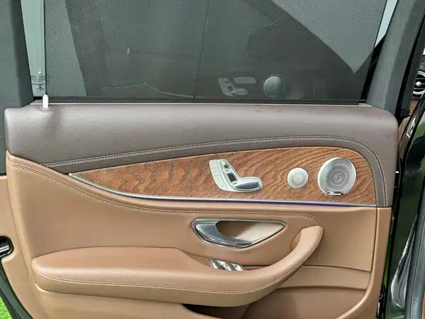 Mercedes-Benz E-Class 2023