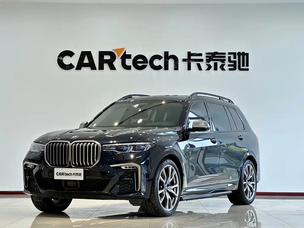 BMW X7 2022 — фото 1