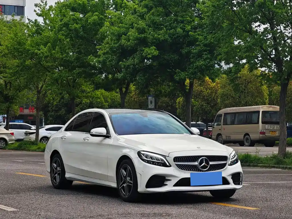 Mercedes-Benz C-Class 2020 — фото 3