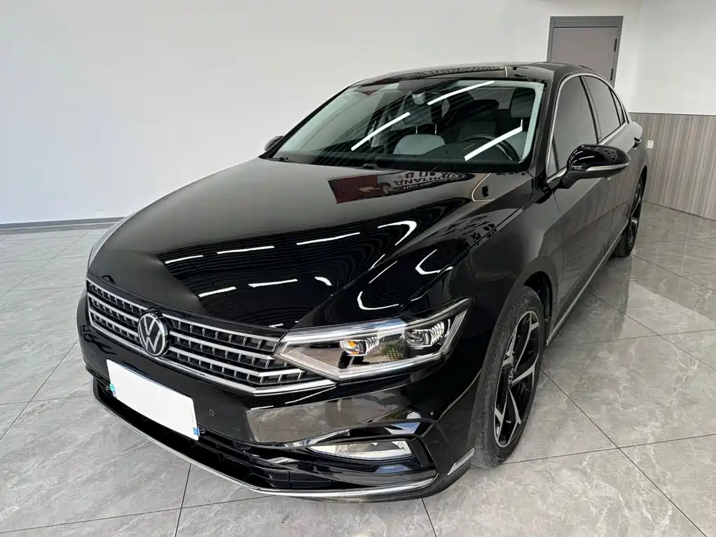 Volkswagen Magotan 2024