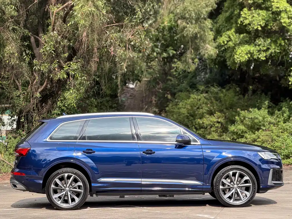 Audi Q7 2020 — фото 4