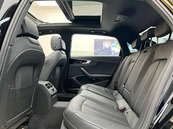 Audi A4L 2024