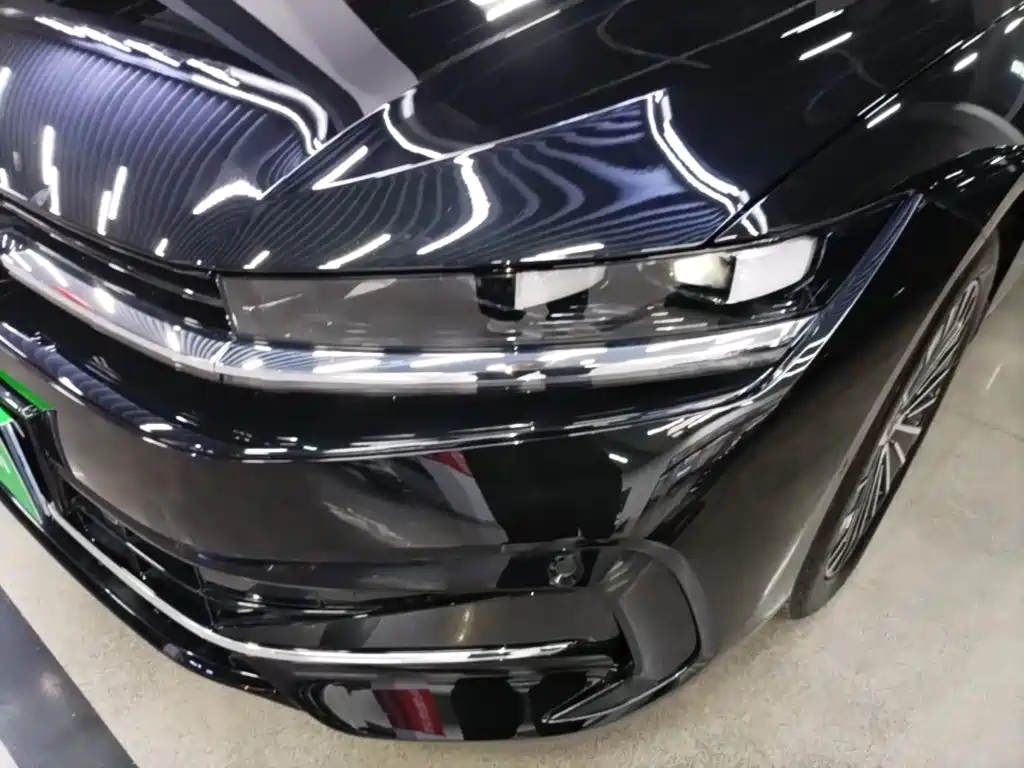 Volkswagen Magotan 2025