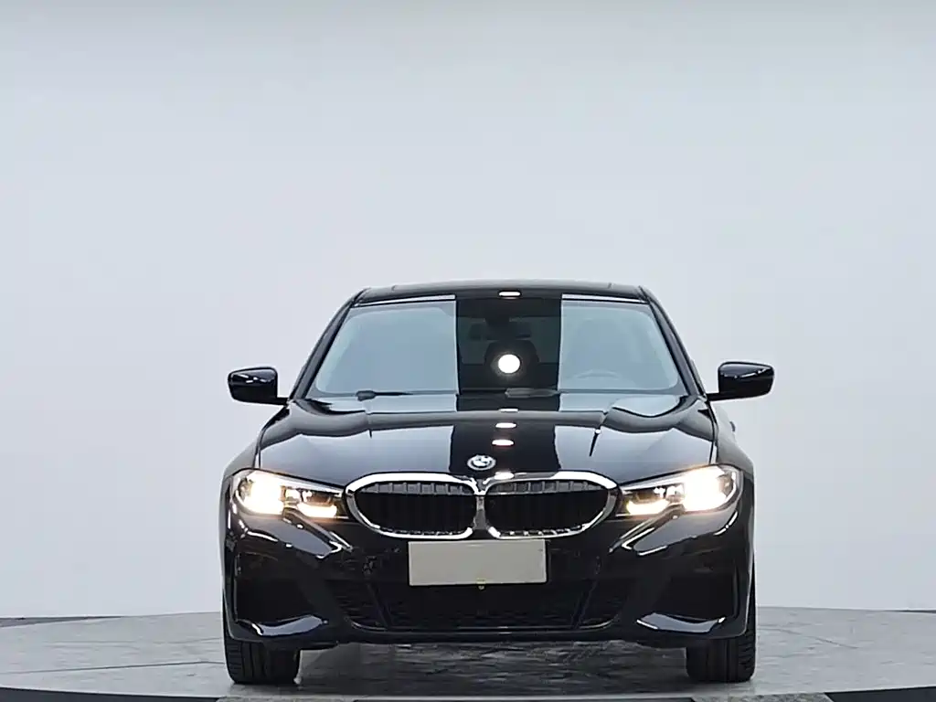 BMW 3 Series 2022