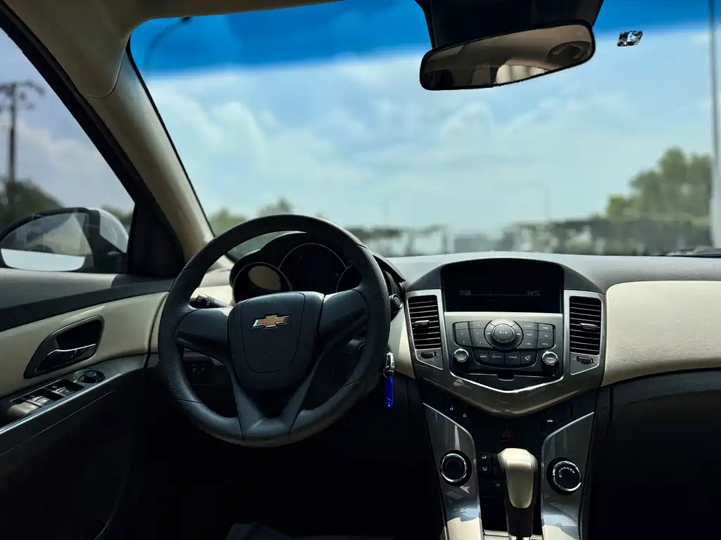 Chevrolet Cruze 2016 — фото 13