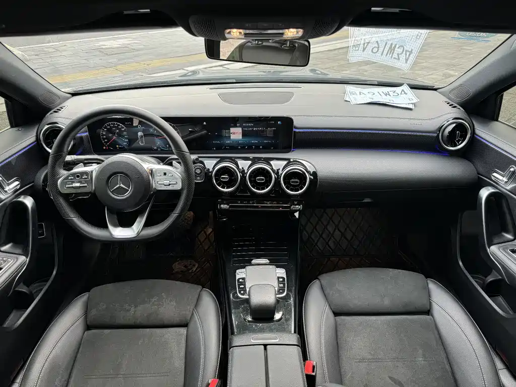 Mercedes-Benz A-Class 2019 — фото 6