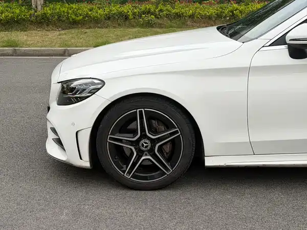 Mercedes-Benz C-Class 2020