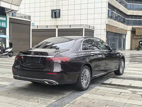 Mercedes-Benz E-Class 2021