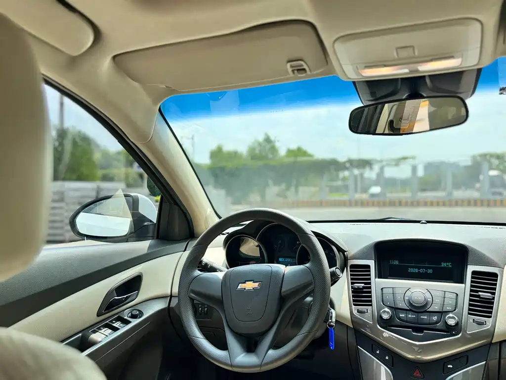 Chevrolet Cruze 2016 — фото 16