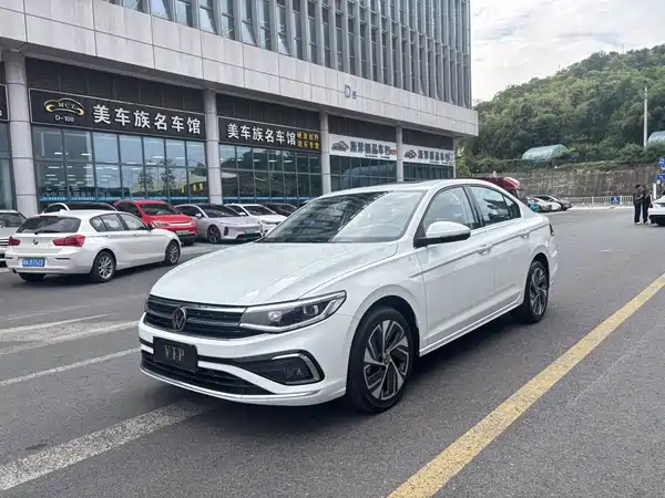 Volkswagen Bora 2024