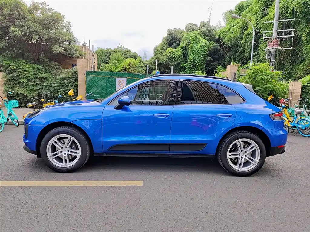 Porsche Macan 2021 — фото 3