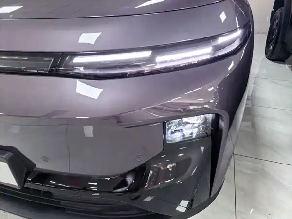 Leapmotor B10 2025
