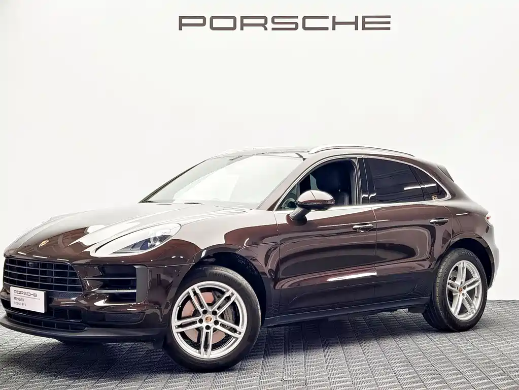 Porsche Macan 2022 — фото 1