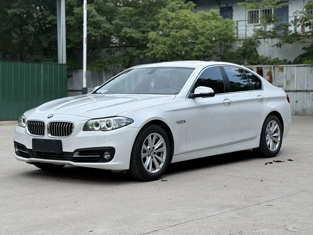 BMW 5 Series 2016