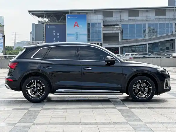 Audi Q5L 2022