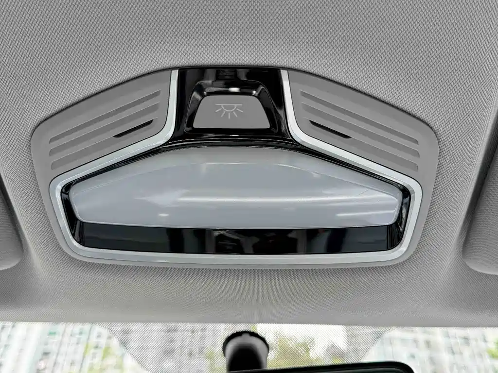 Geely Emgrand 2022 — фото 20