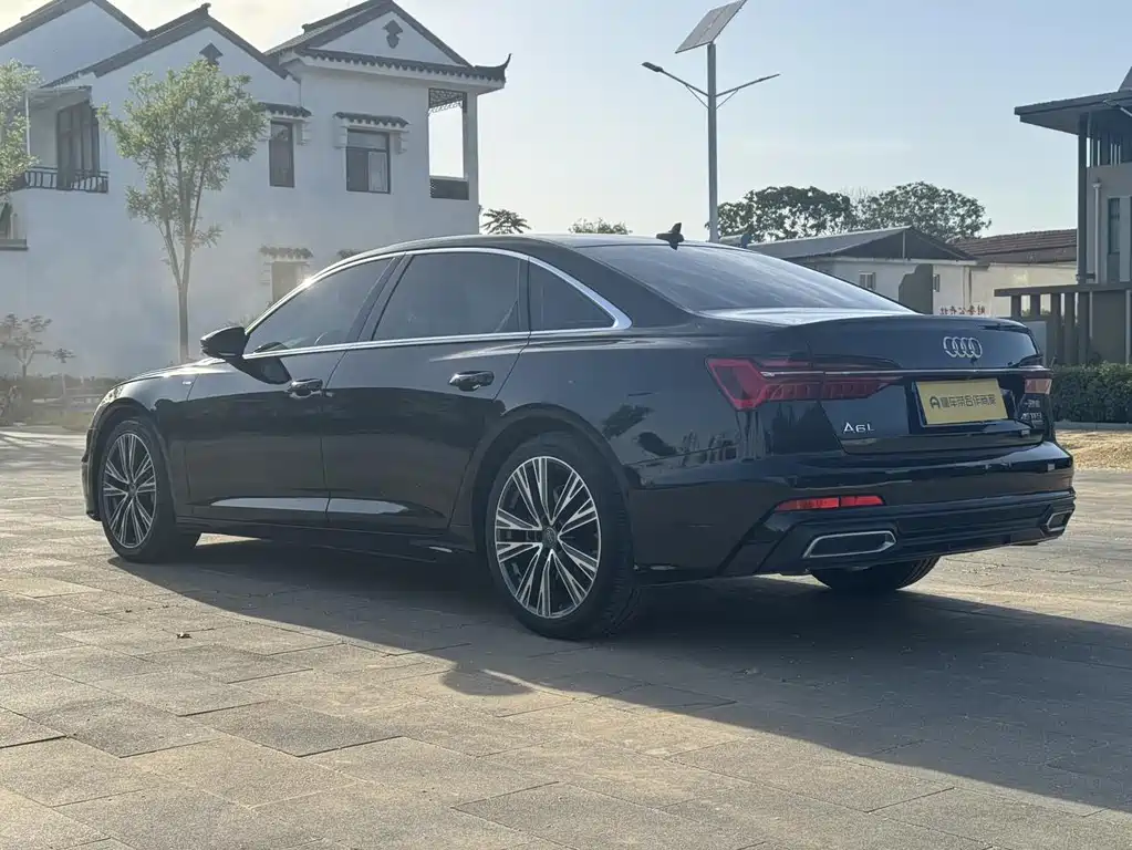 Audi A6L 2019 — фото 7