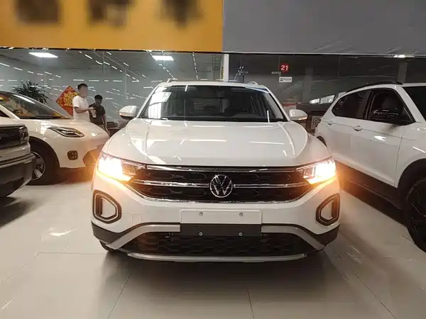 Volkswagen T-Roc 2025