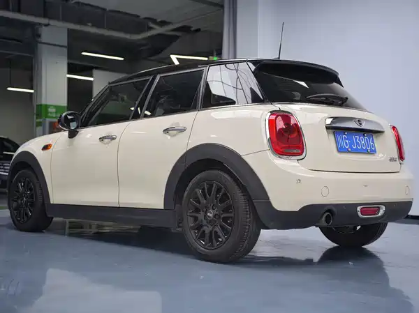 MINI 2015