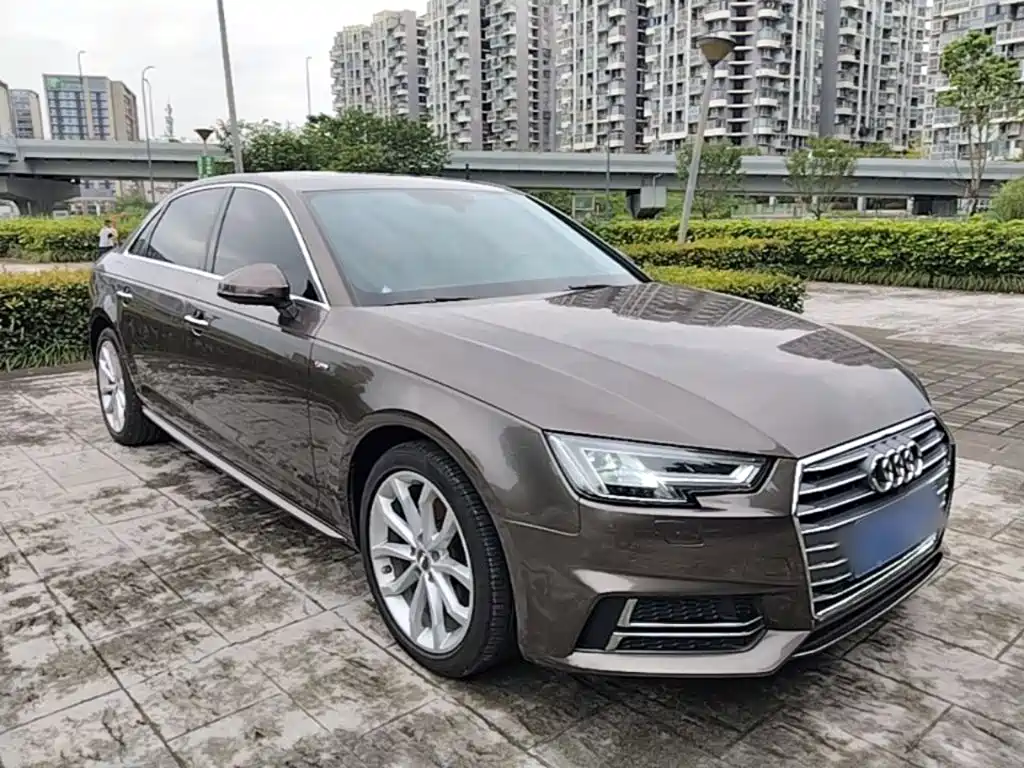 Audi A4L 2018 — фото 4