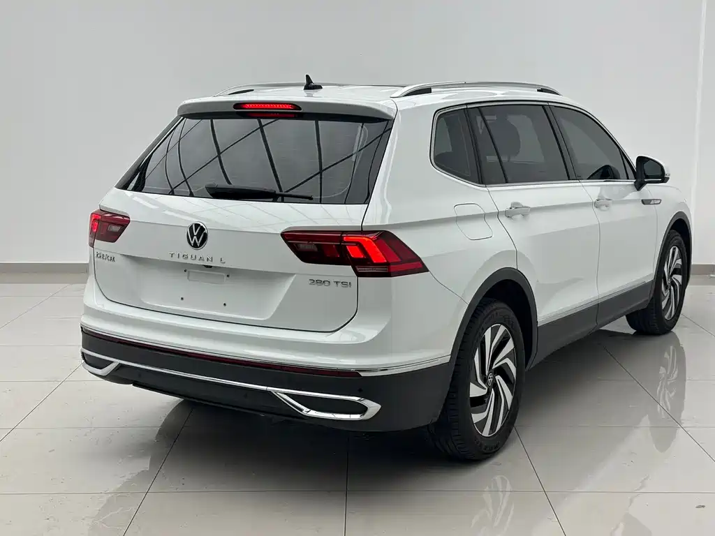 Volkswagen Tiguan L 2023