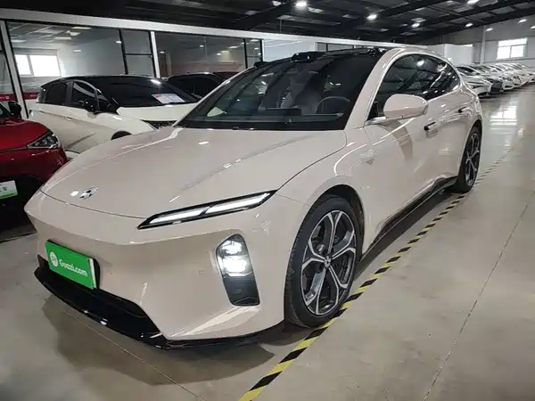 NIO ET5T 2025