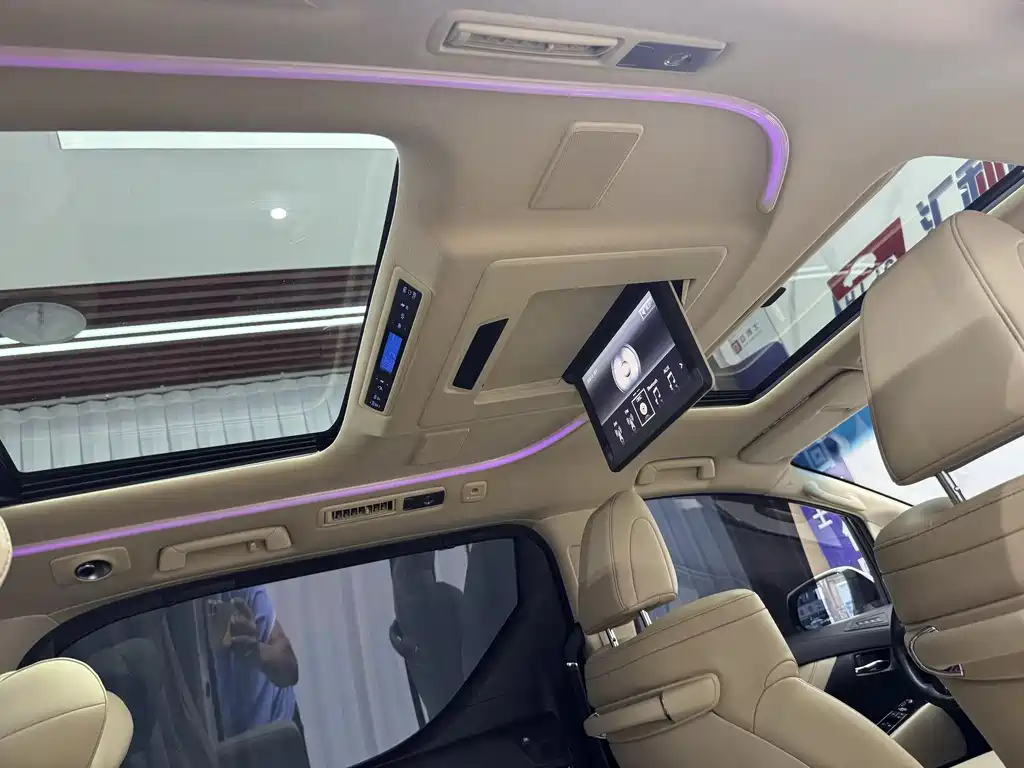 Toyota Alphard 2019 — фото 23