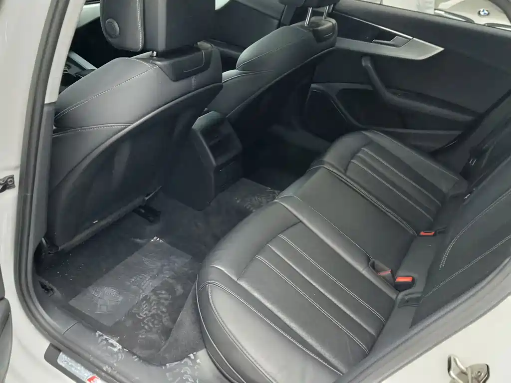 Audi A4L 2022