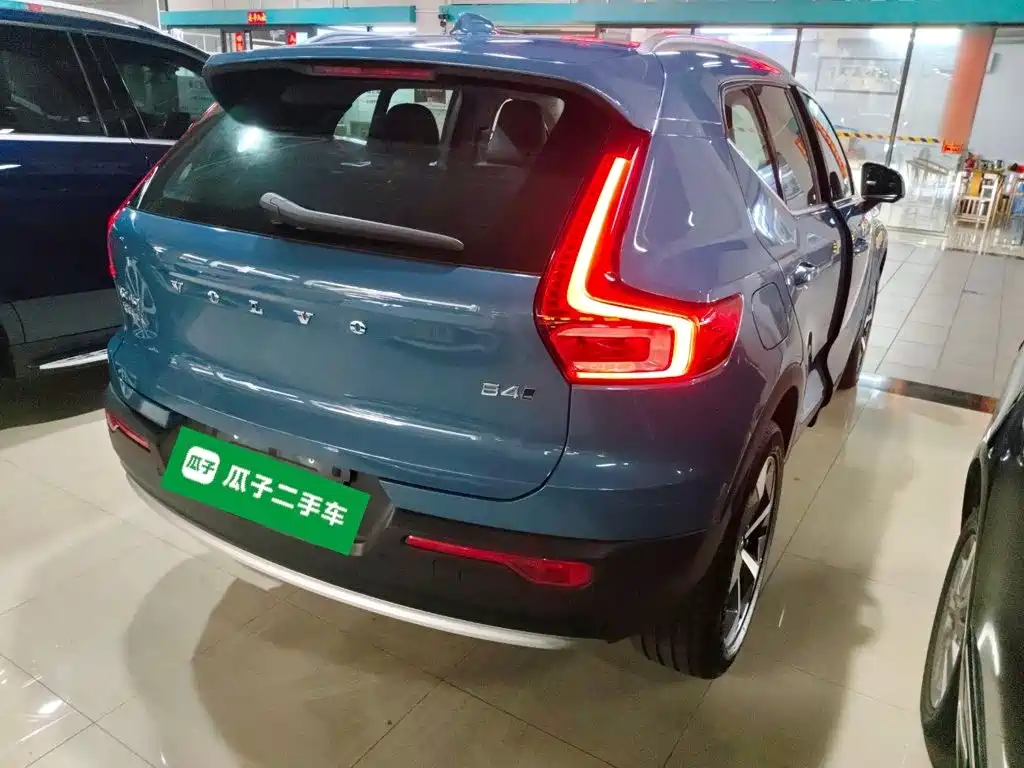 Volvo XC40 2024