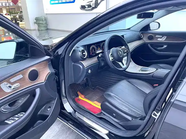 Mercedes-Benz E-Class 2019