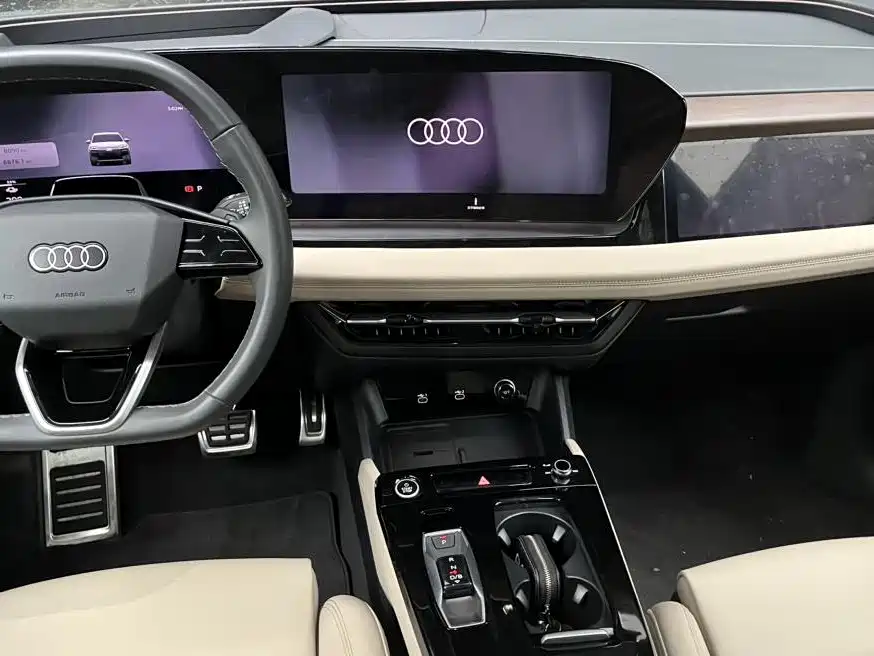 Audi Q6L E-Tron 2025 — фото 6