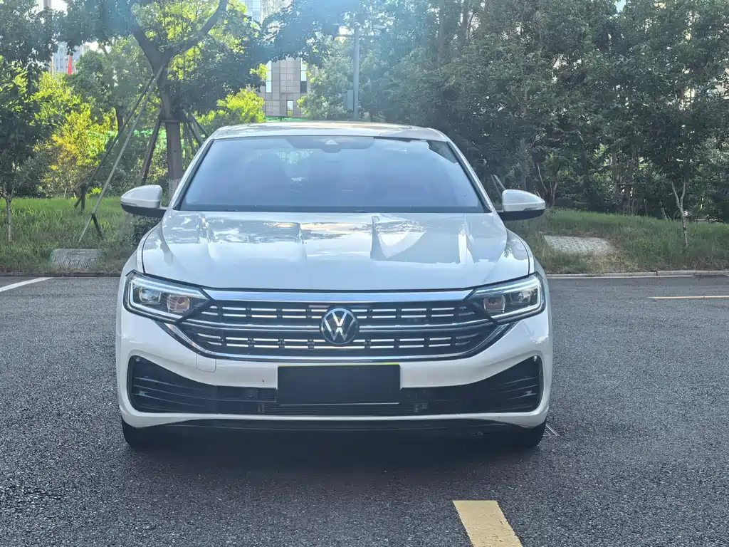Volkswagen Sagitar 2023