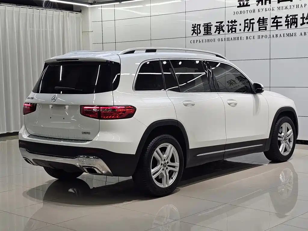 Mercedes-Benz GLB 2021