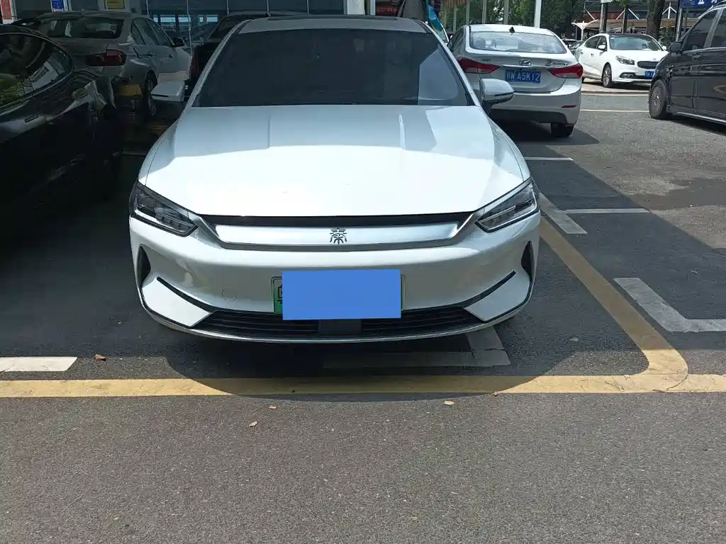 BYD Qin PLUS 2022 — фото 2