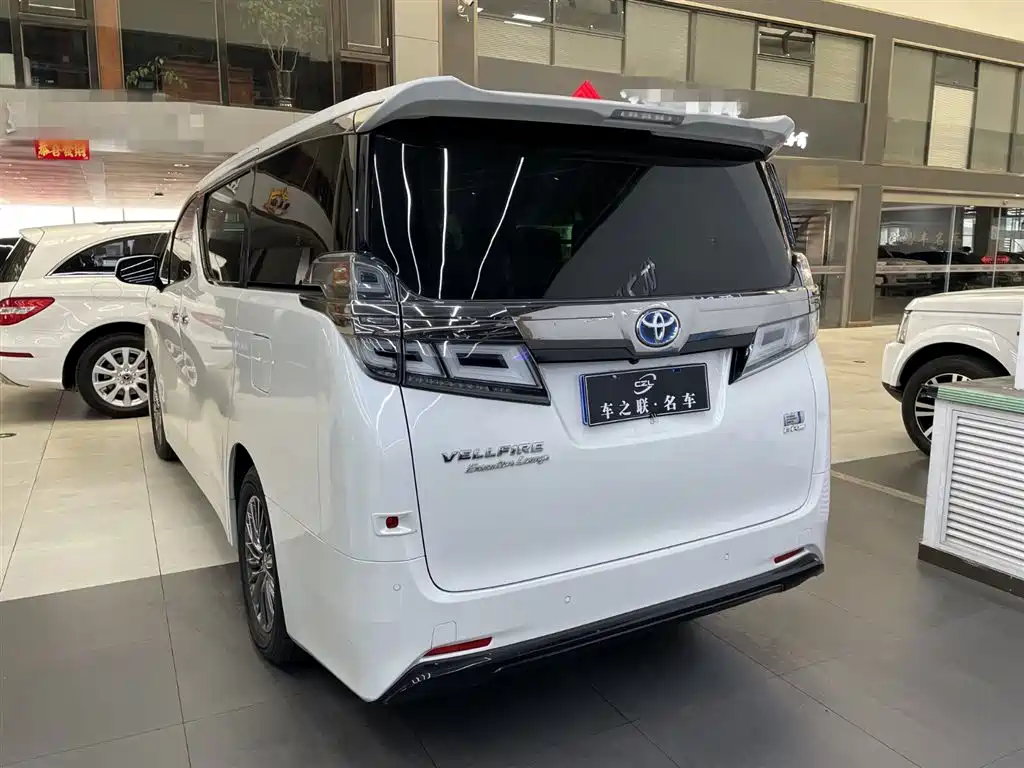 Toyota Vellfire 2020 — фото 4