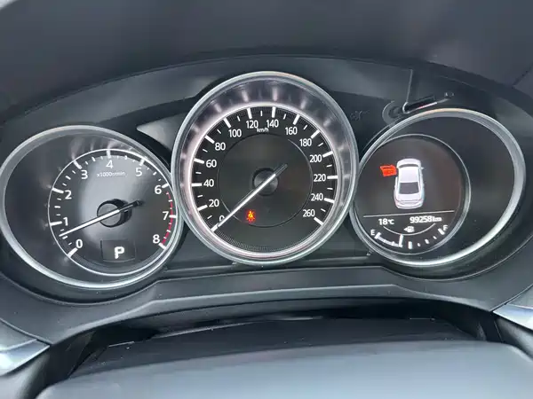 Mazda Atenza 2020