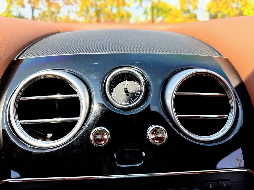 Bentley Flying Spur 2020 — фото 37