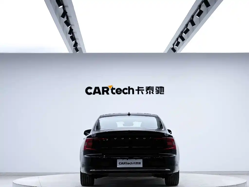 Volvo S90 2023 — фото 9